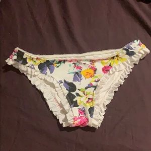 Amore and Sorvete & Jessie James Decker collection